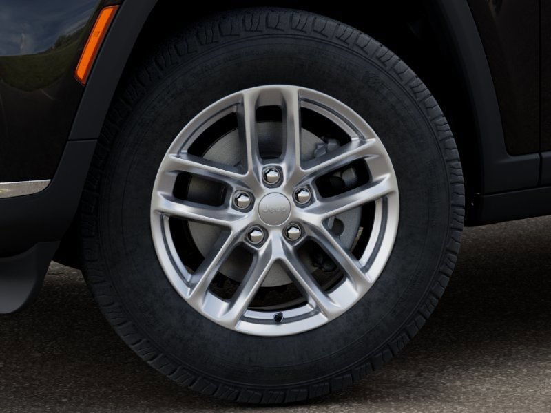 New 2026 Jeep Grand Cherokee L Laredo AWD/4WD image 8