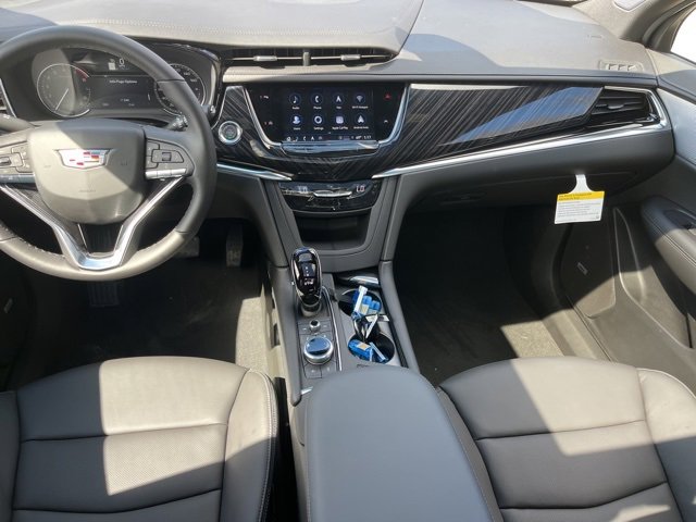 New 2025 Cadillac XT6 Premium Luxury w/ LPO, Floor Liner Package image 34
