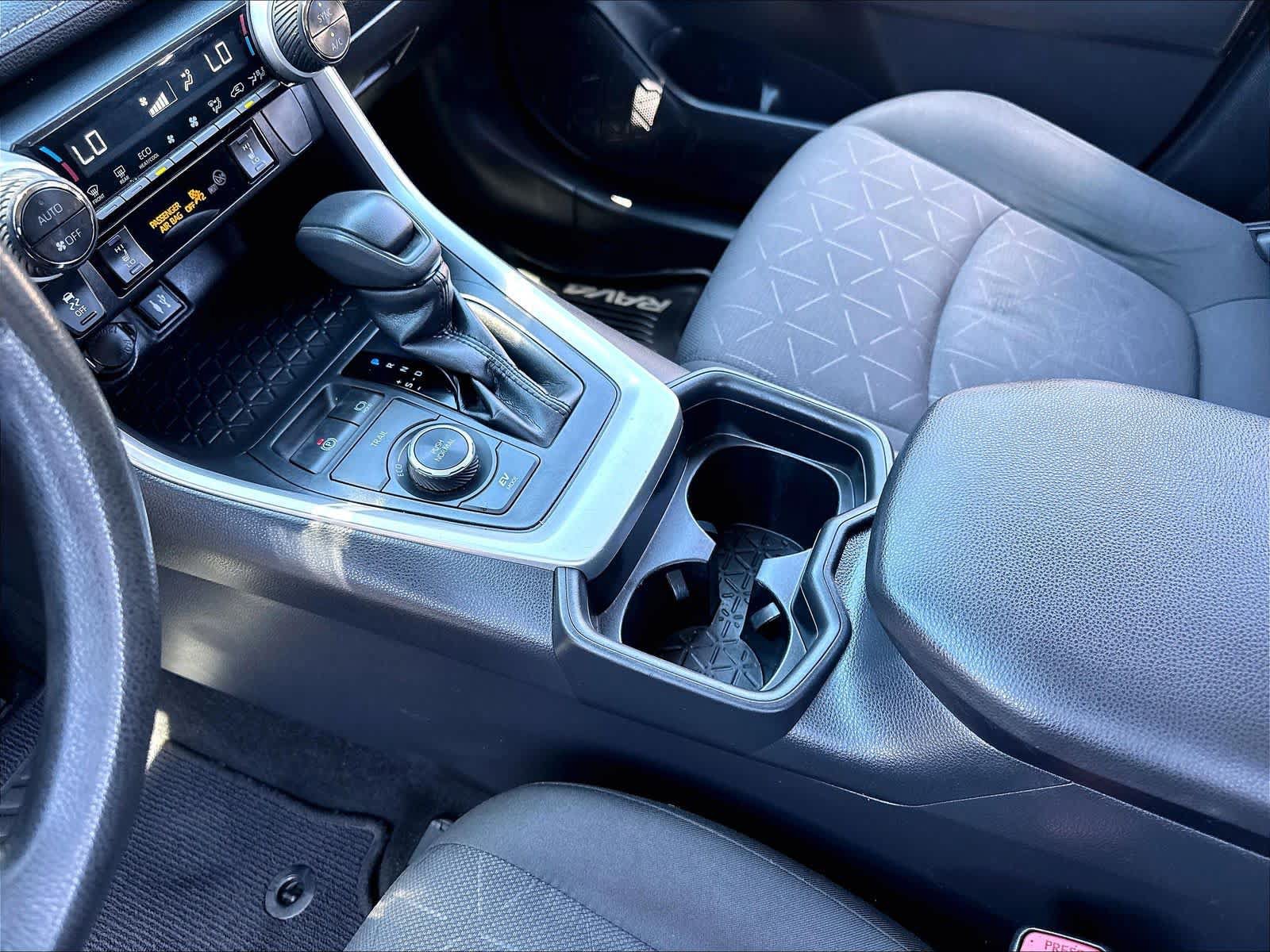 Used 2019 Toyota RAV4 XLE w/ Convenience Package AWD/4WD image 20
