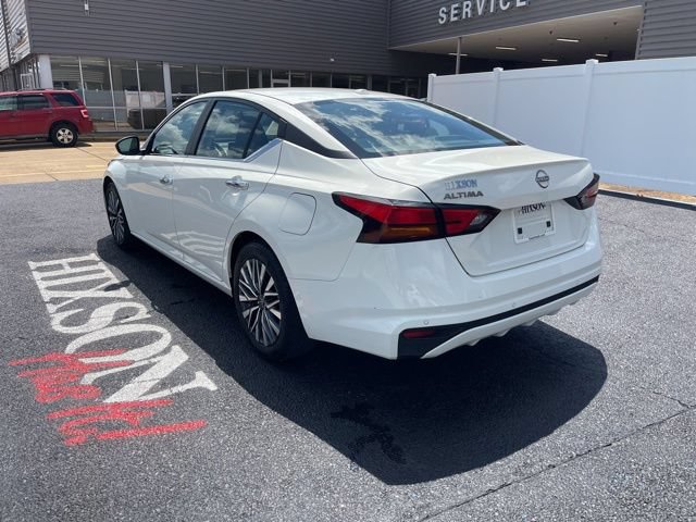 Used 2025 Nissan Altima 2.5 SV FWD image 5