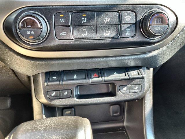 Used 2016 Chevrolet Colorado Z71 AWD/4WD image 24