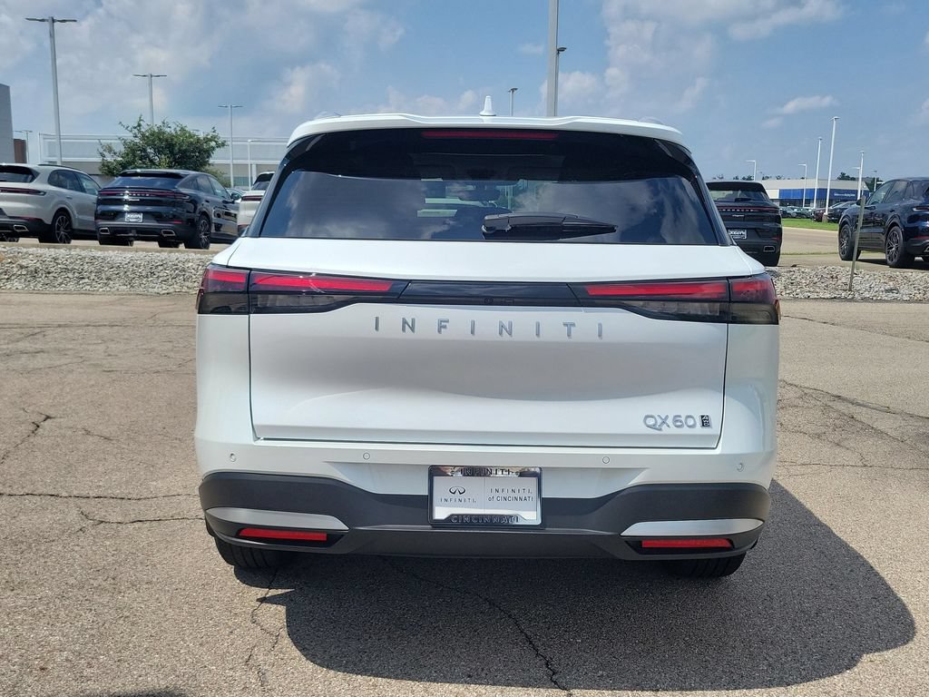 New 2027 INFINITI QX60 Luxe AWD/4WD image 3