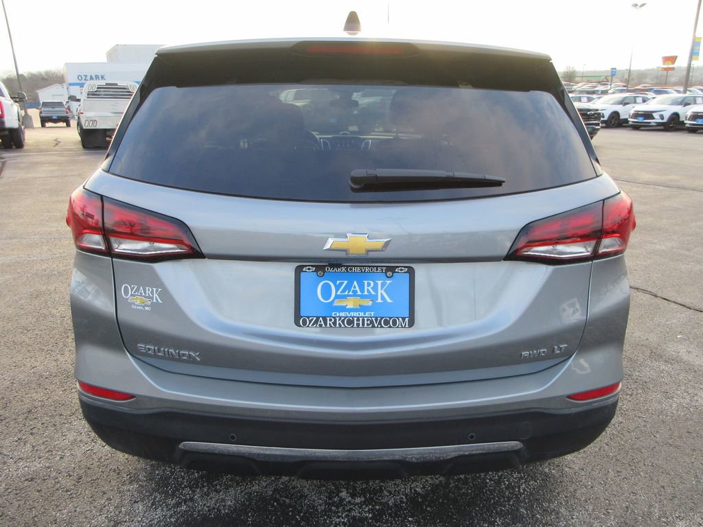 Used 2024 Chevrolet Equinox LT w/ LPO, Floor Liner Package image 4