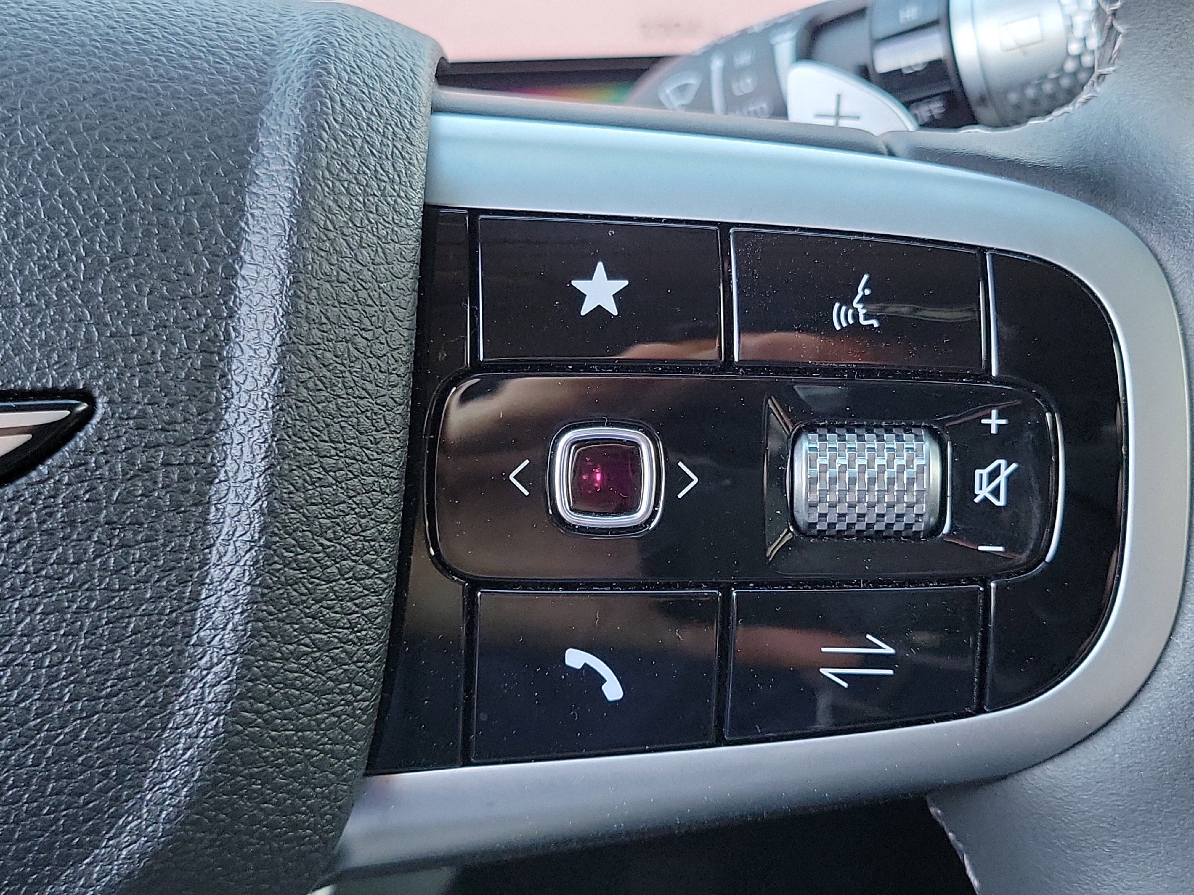 Certified 2025 Genesis GV80 2.5T Standard image 8