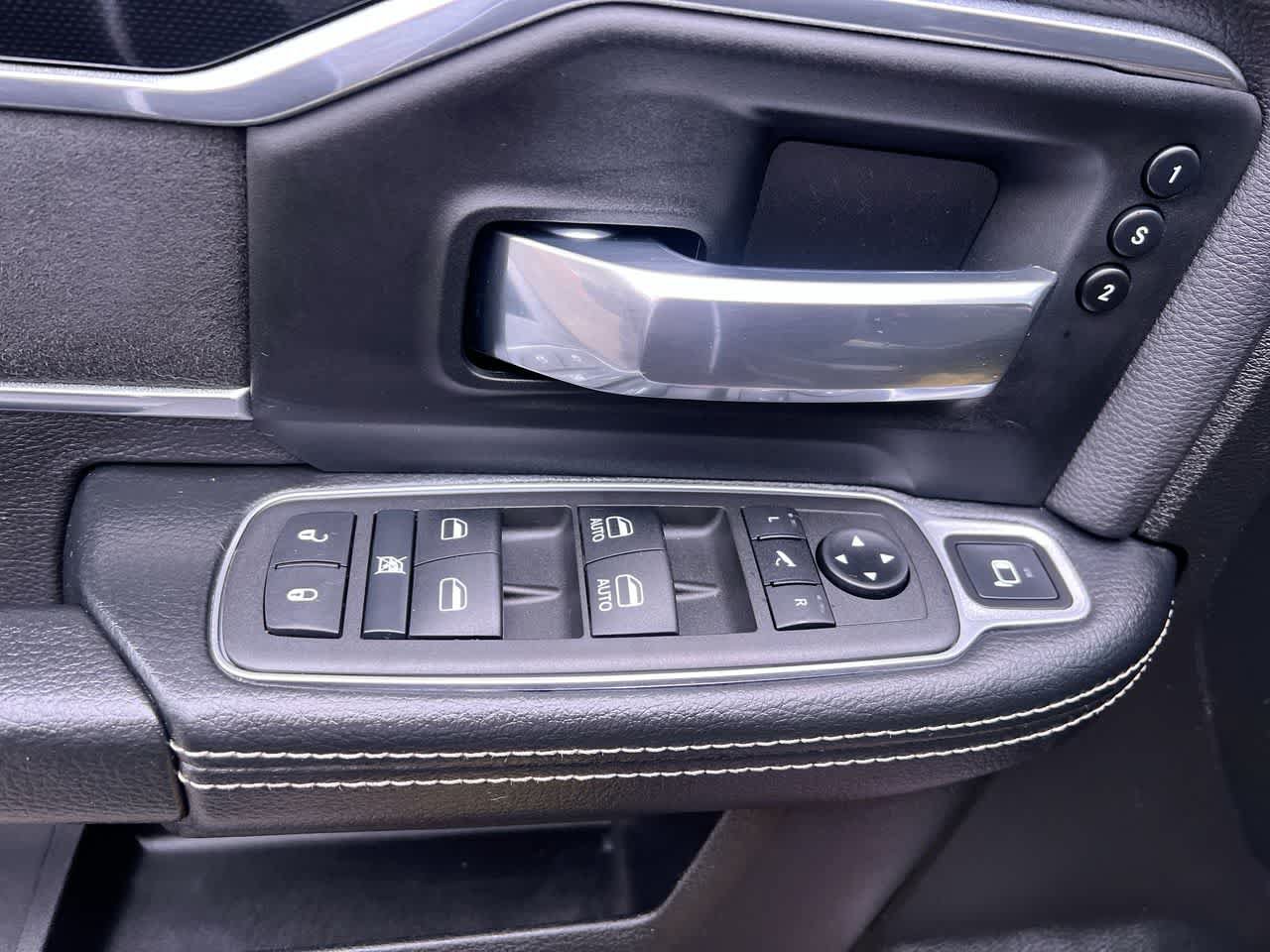 Used 2021 RAM 2500 Laramie AWD/4WD image 13