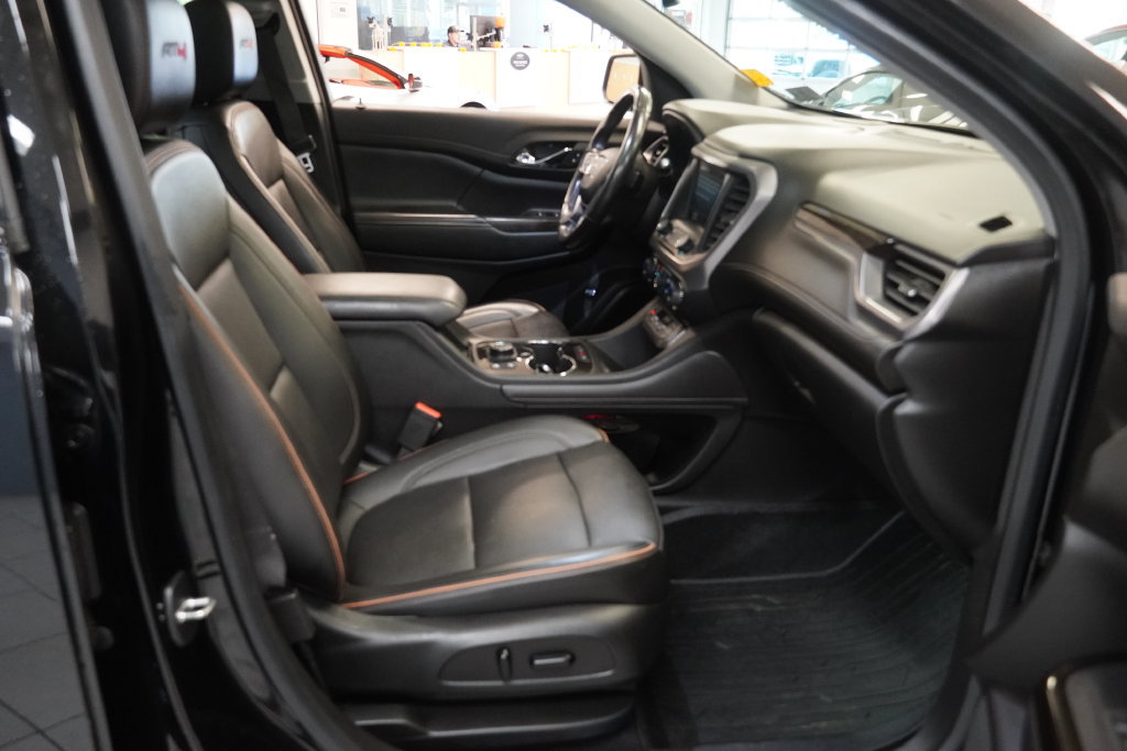 Used 2021 GMC Acadia AT4 w/ LPO, Floor Liner Package AWD/4WD image 28