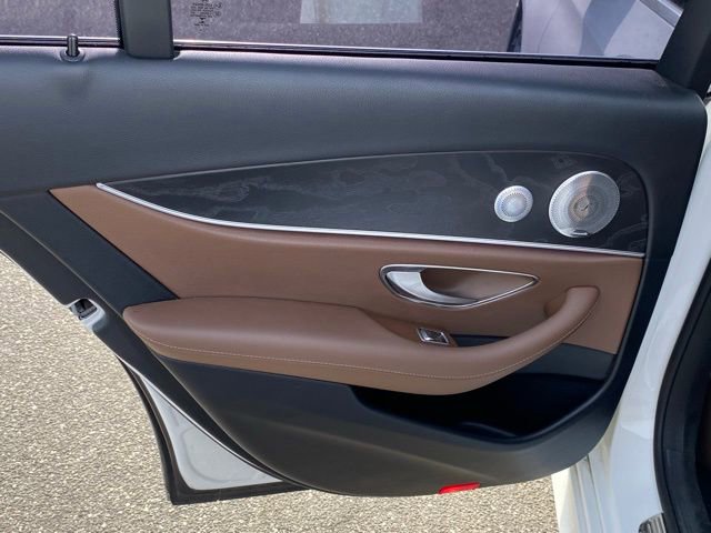 Used 2019 Mercedes-Benz E 450 4MATIC Sedan w/ Driver Assistance Package image 9
