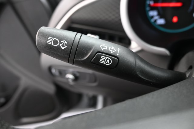 Used 2025 Chevrolet Malibu LT FWD image 17