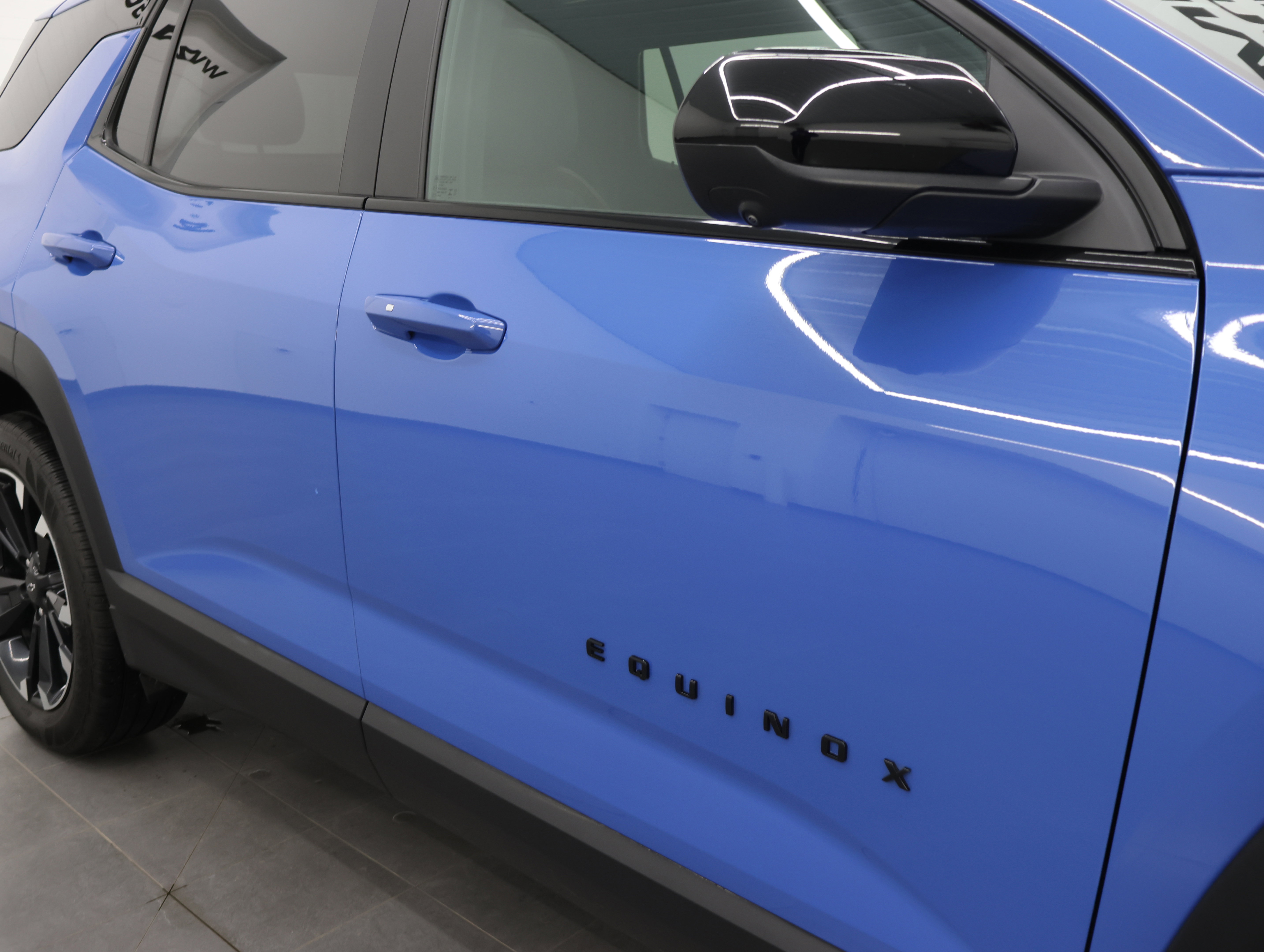 Used 2025 Chevrolet Equinox RS w/ Safety and Technology Package AWD/4WD image 30