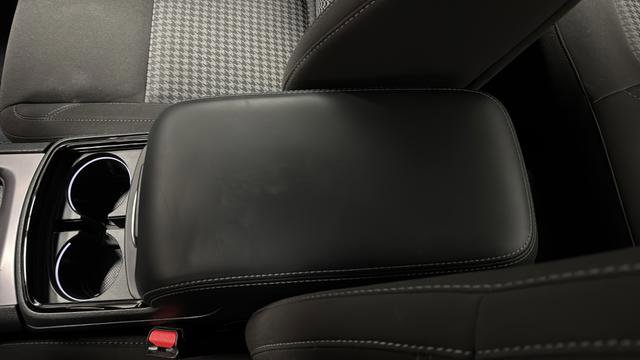 Used 2023 Dodge Charger SXT w/ Blacktop Package image 19