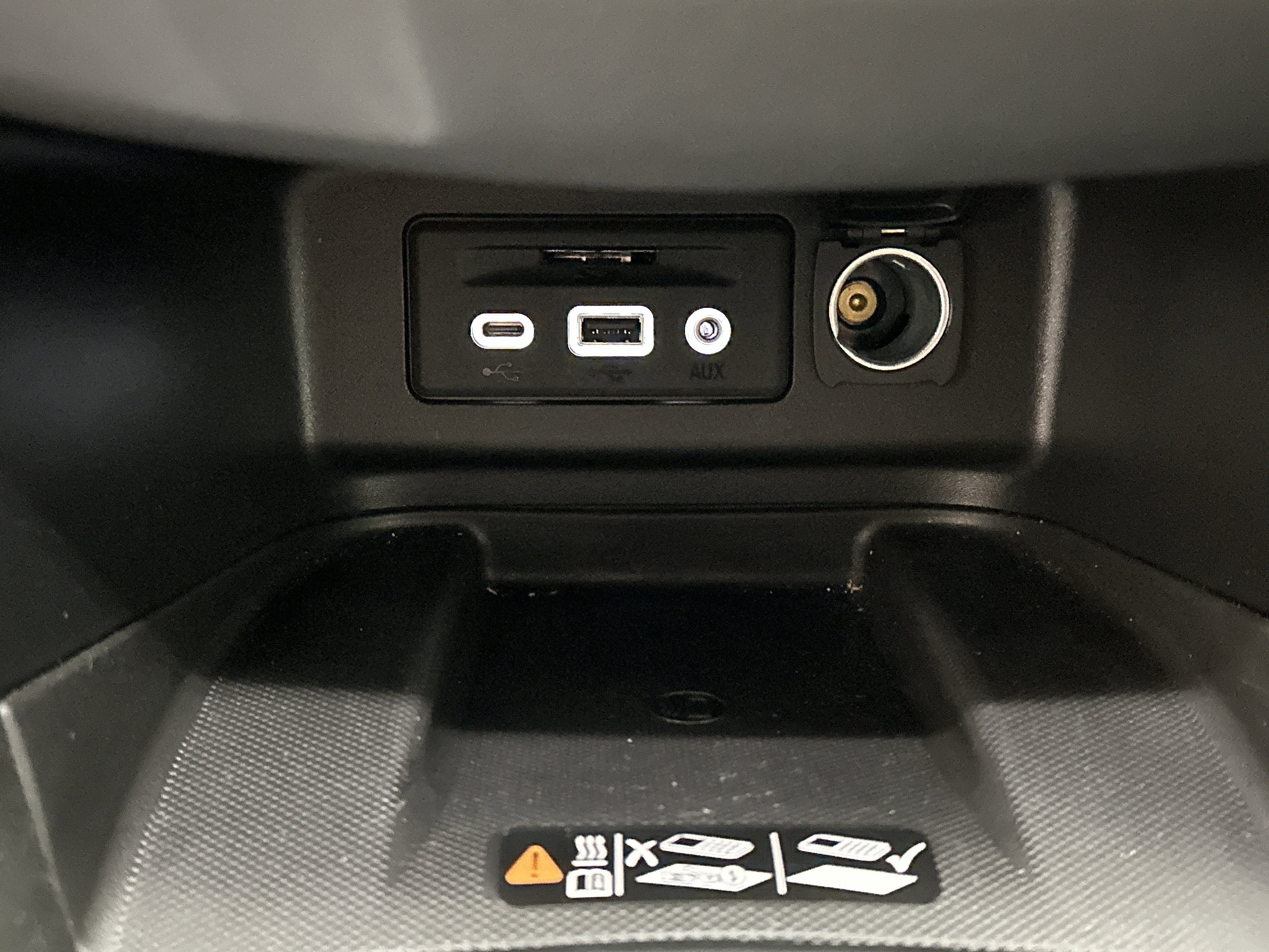 Used 2021 Chevrolet Equinox Premier FWD image 39