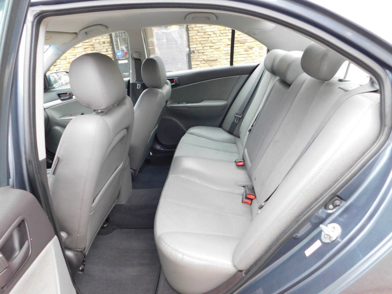 Used 2009 Hyundai Sonata SE image 28