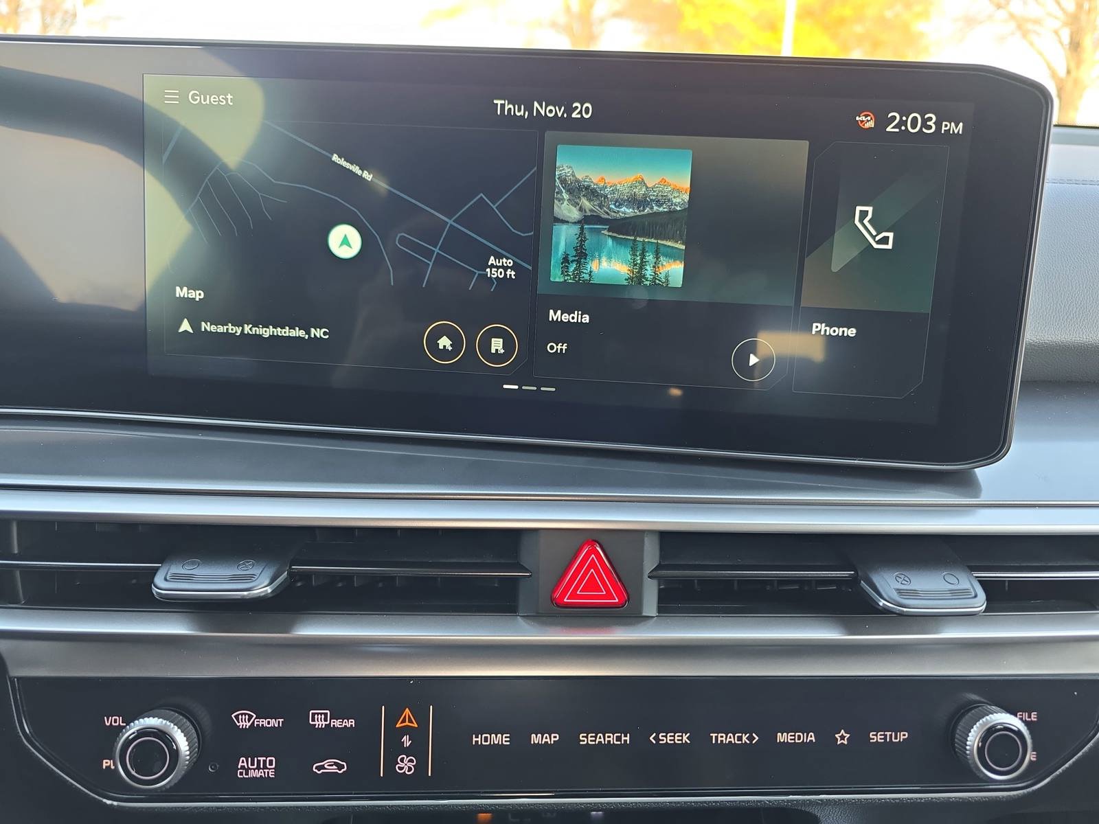New 2026 Kia Sorento EX w/ EX Premium Package FWD image 24