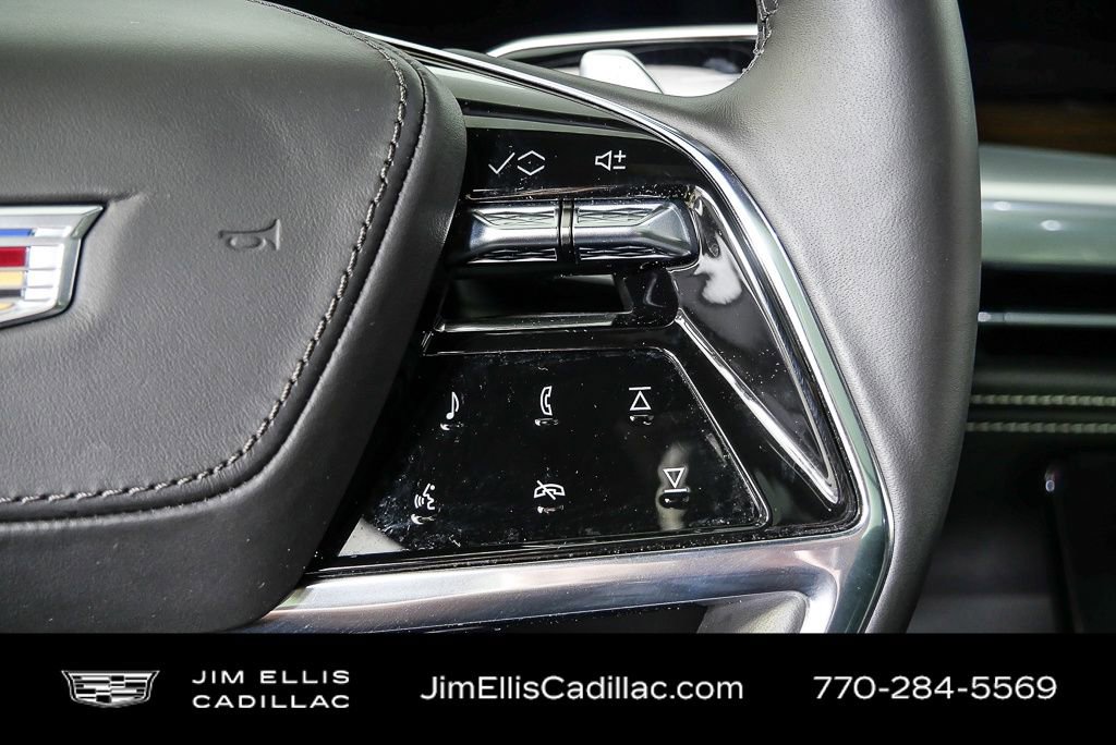 Used 2025 Cadillac Escalade Sport Platinum w/ LPO, ONYX Package image 13