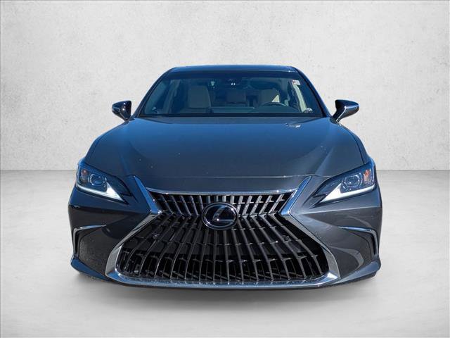 Used 2025 Lexus ES 300h w/ Premium Package image 2