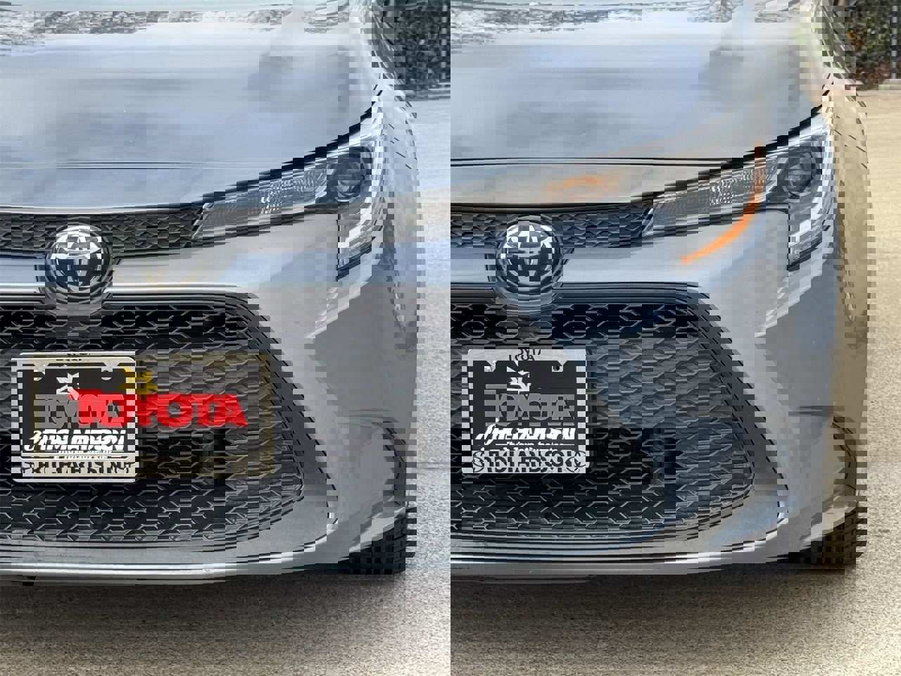 Used 2022 Toyota Corolla LE image 8