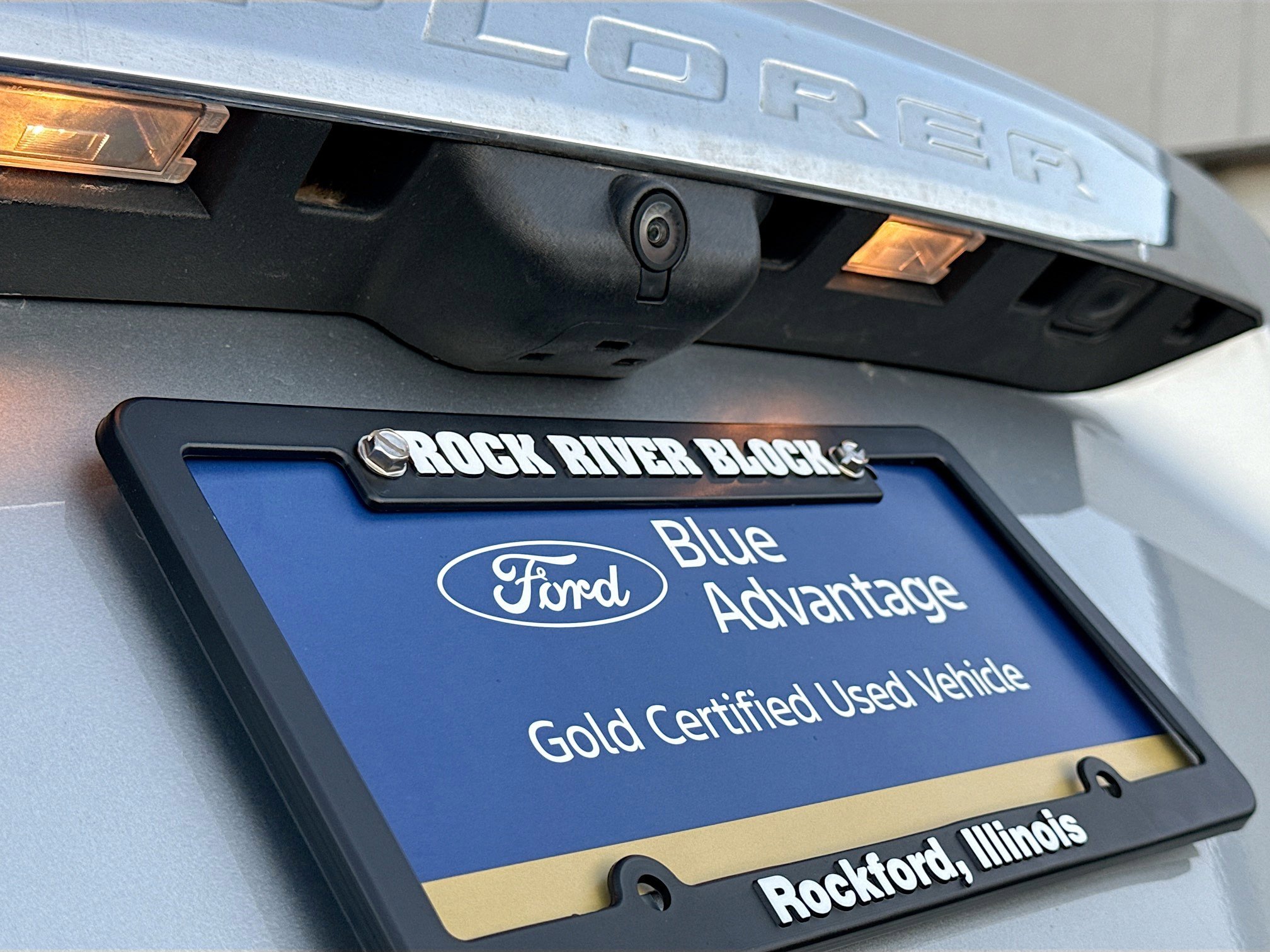 Certified 2023 Ford Explorer XLT w/ Class IV Trailer Tow Package image 15