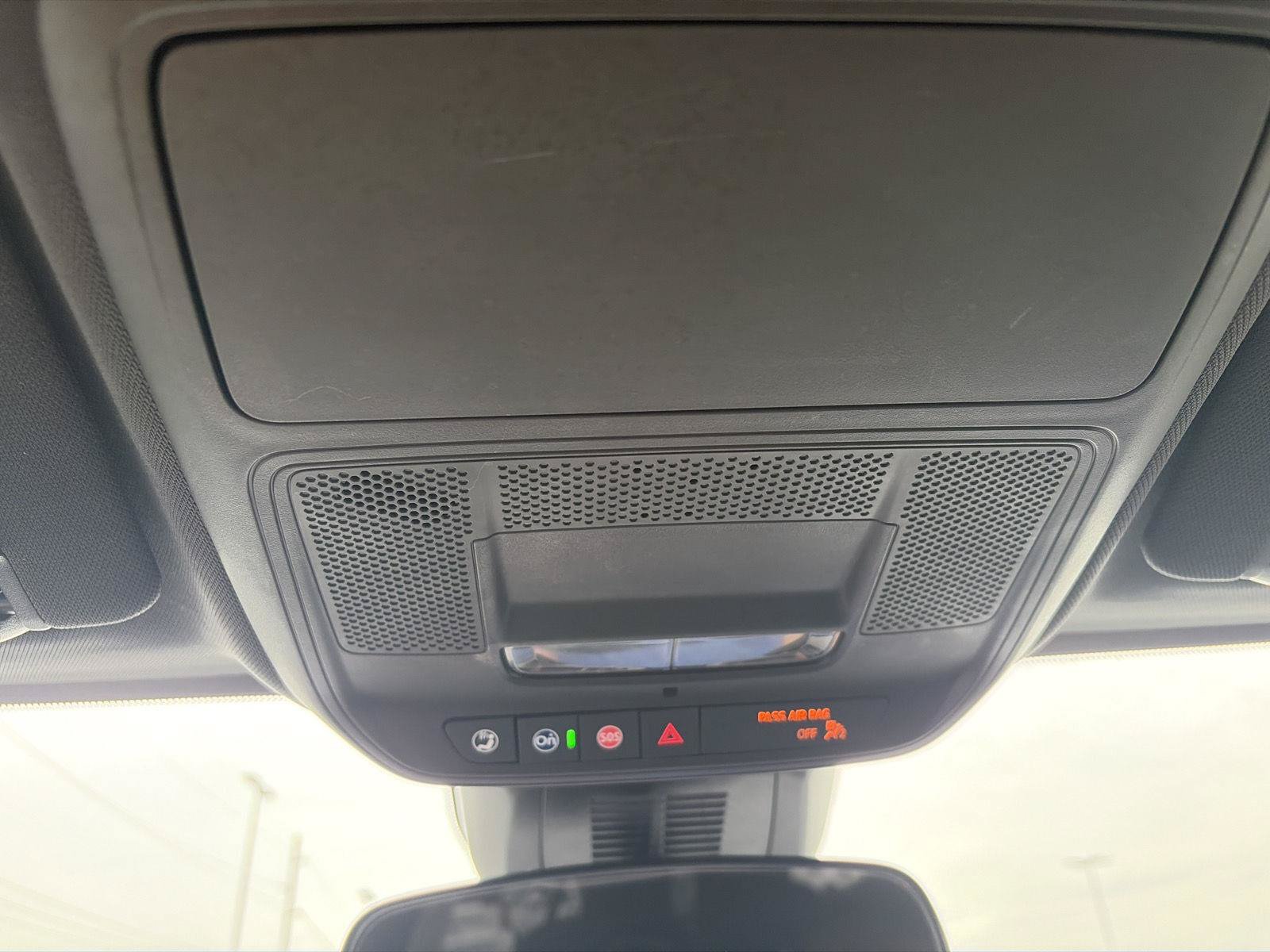 Used 2025 Chevrolet Equinox LT FWD image 25