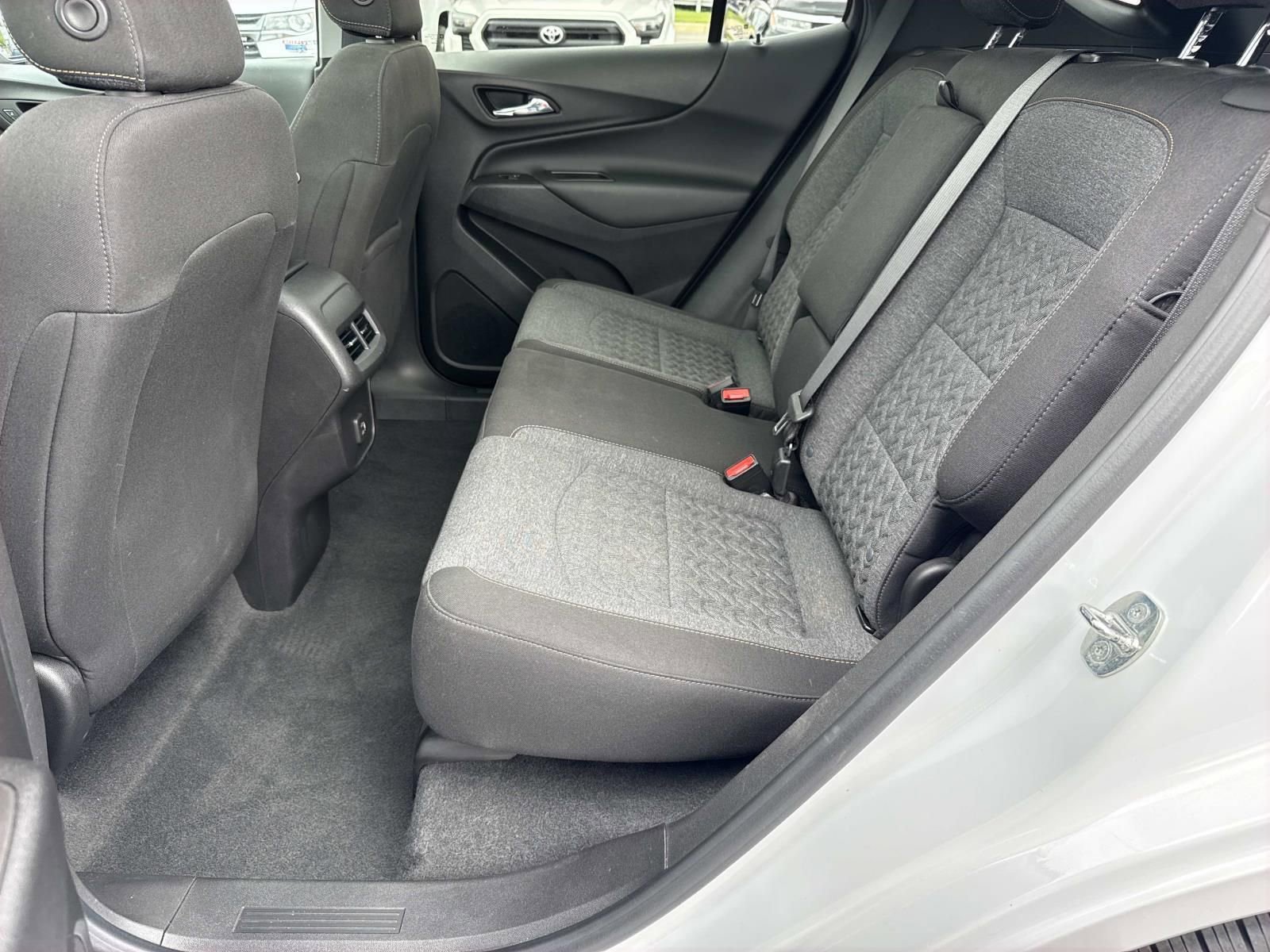 Used 2022 Chevrolet Equinox LT AWD/4WD image 28