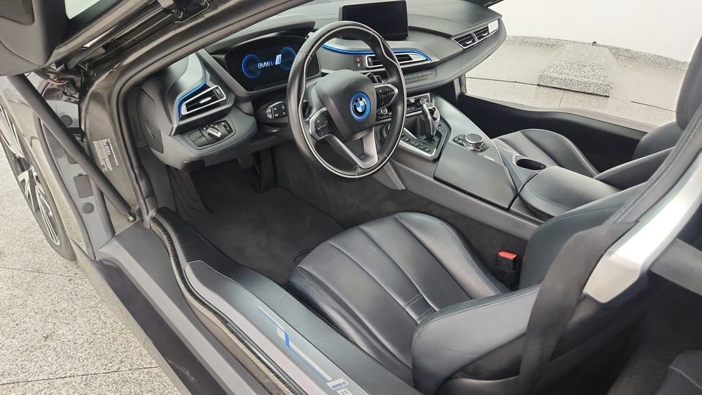 Used 2016 BMW i8 AWD/4WD image 31