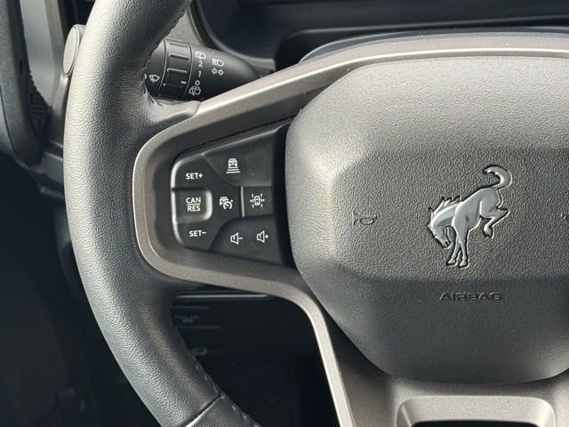 Used 2025 Ford Bronco Badlands image 19