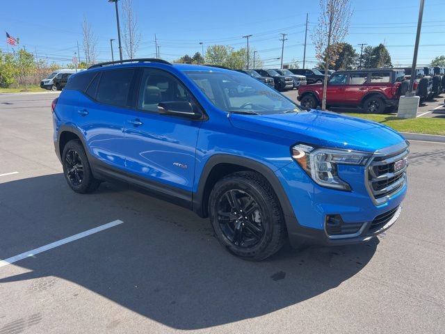 Used 2024 GMC Terrain AT4 w/ Tech Package AWD/4WD image 3