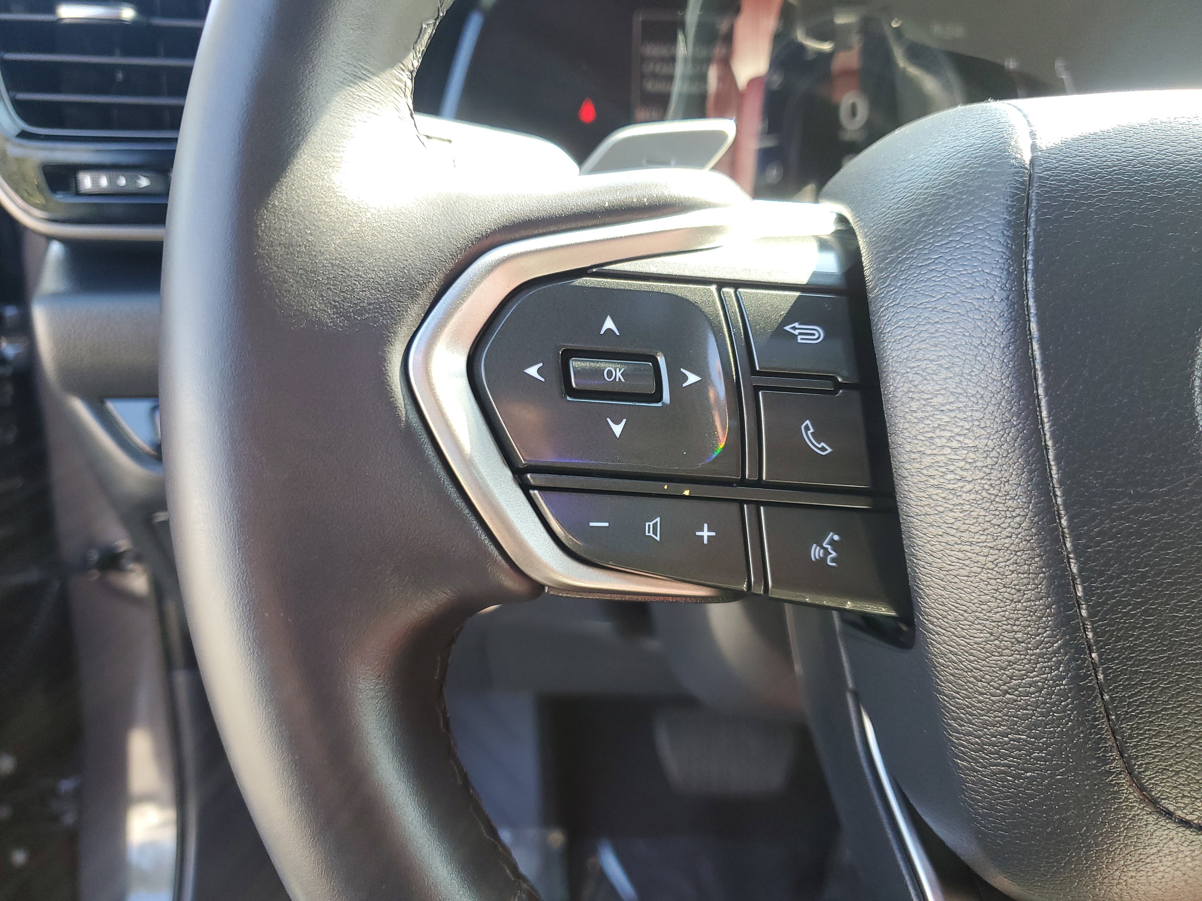 Used 2025 Lexus NX 250 FWD w/ Premium Package image 19