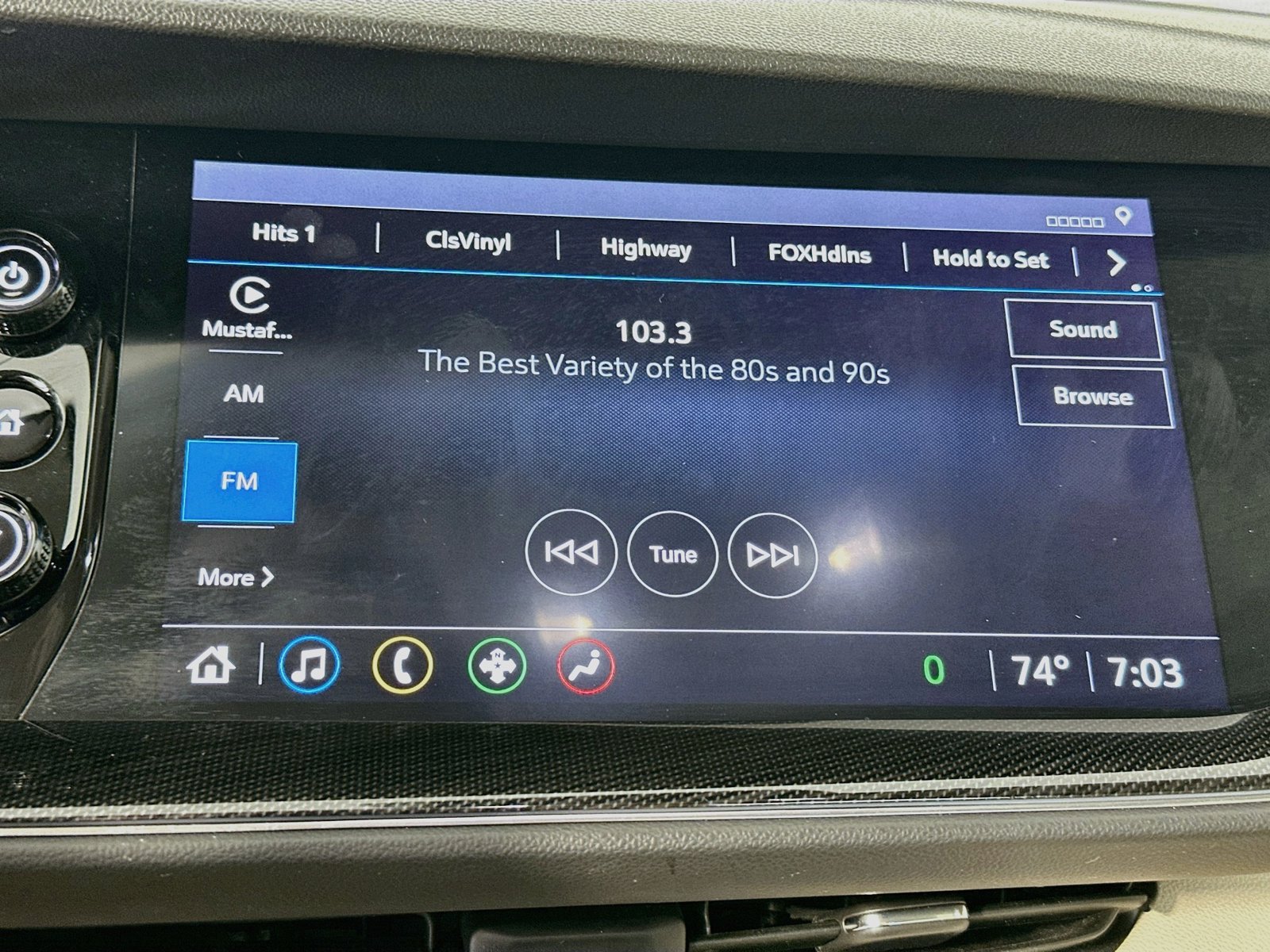 Used 2021 Buick Envision Essence AWD/4WD image 14