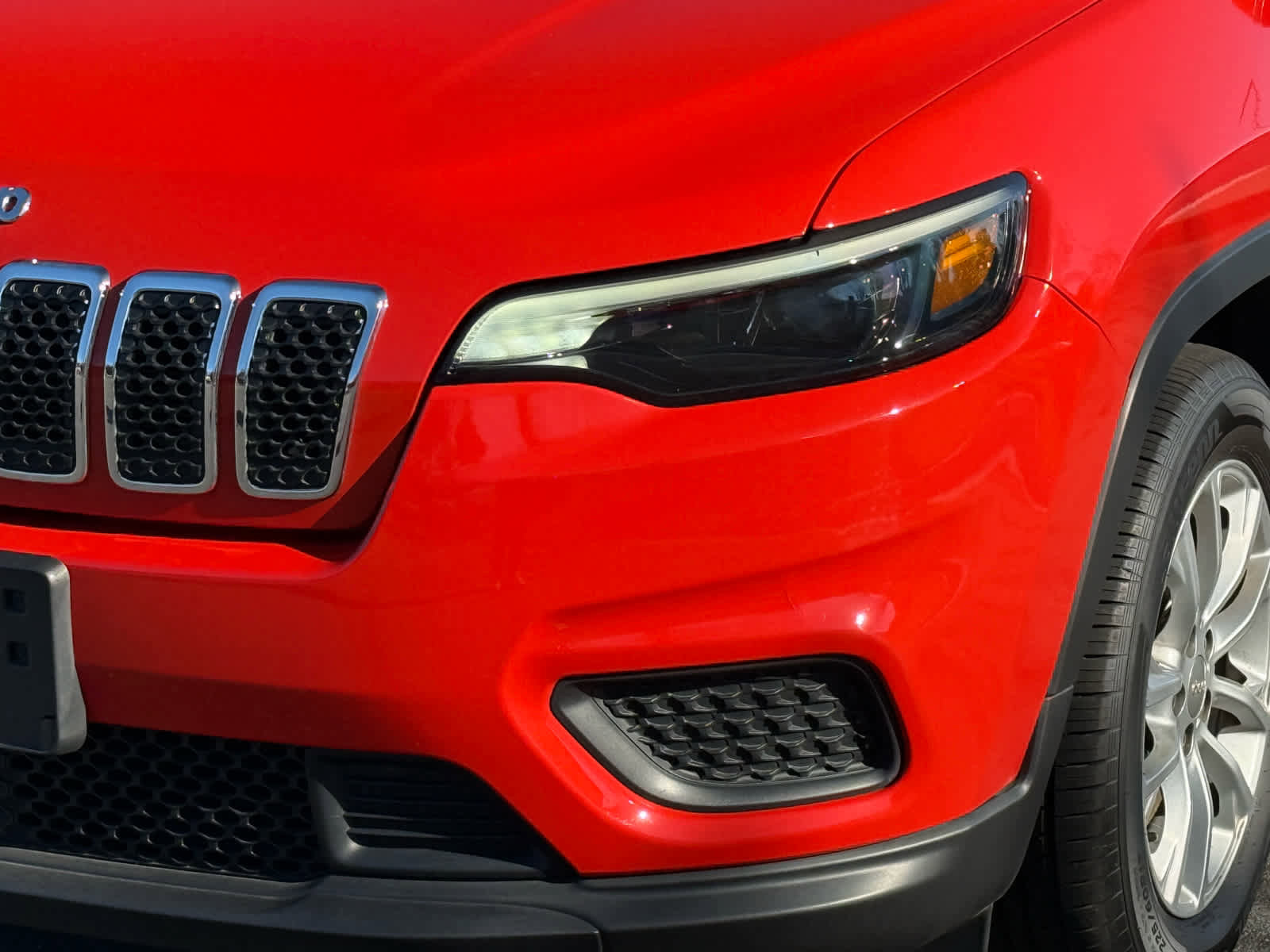 Used 2021 Jeep Cherokee Latitude image 10