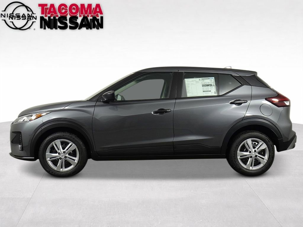 New 2025 Nissan Kicks Play S image 2