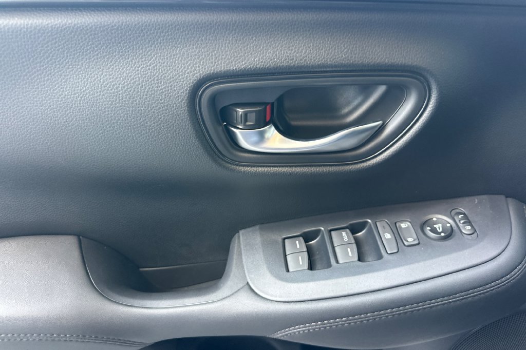 New 2027 Honda HR-V LX image 11