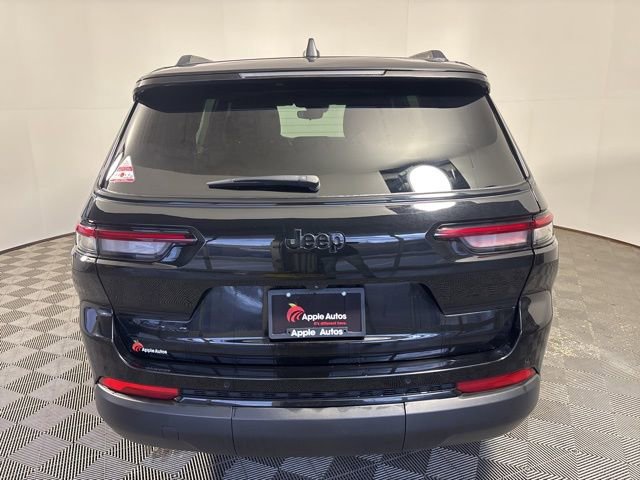 Certified 2023 Jeep Grand Cherokee L Laredo image 5