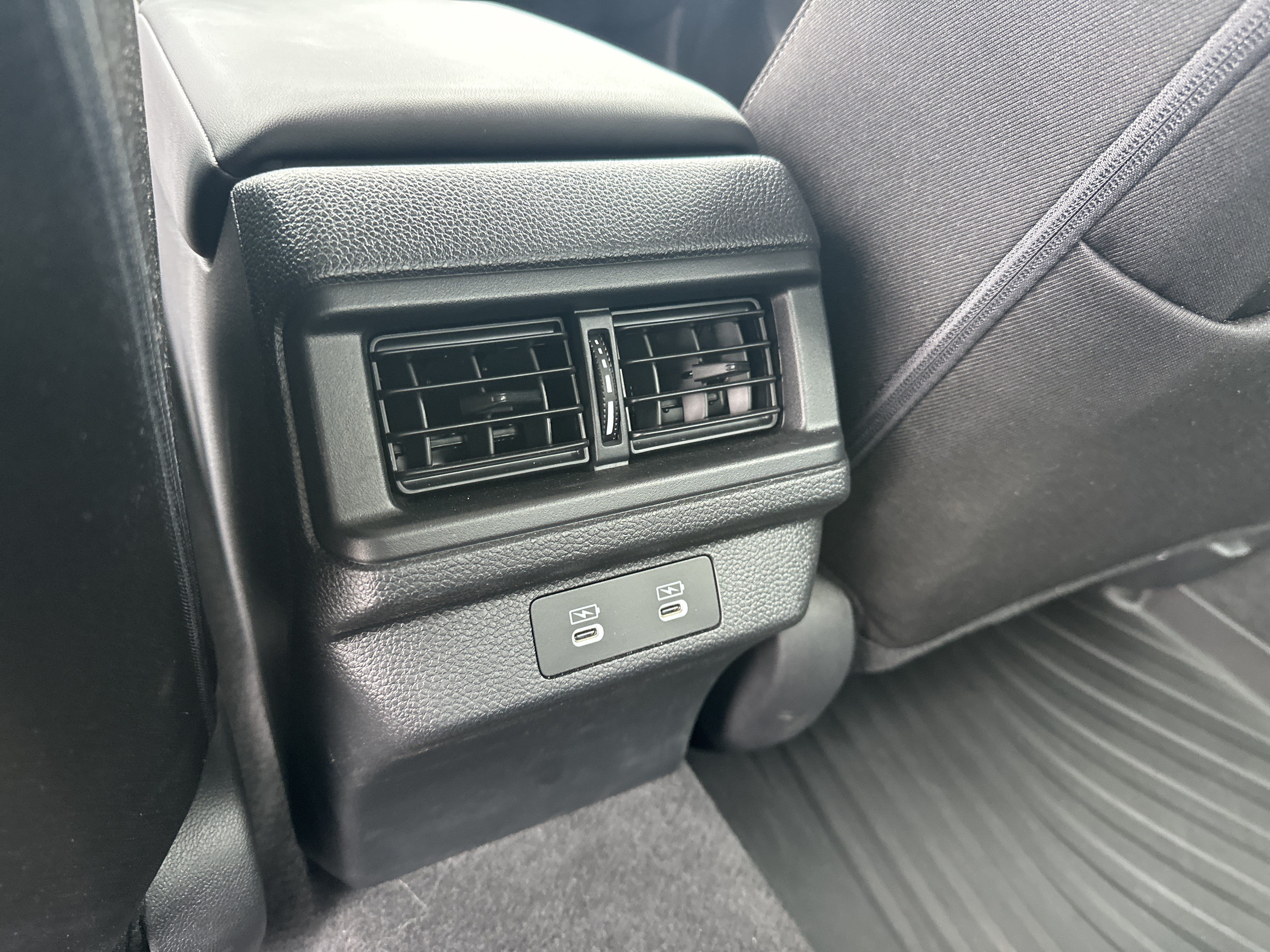 Certified 2025 Honda Accord SE image 28