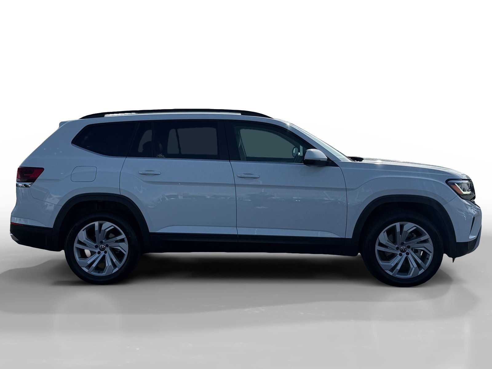 Certified 2023 Volkswagen Atlas SE FWD image 6