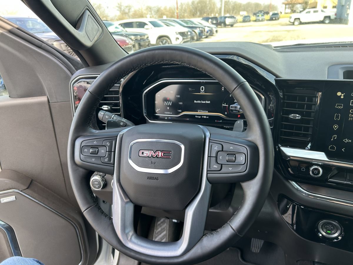 Used 2024 GMC Sierra 1500 SLT w/ SLT Convenience Package image 10