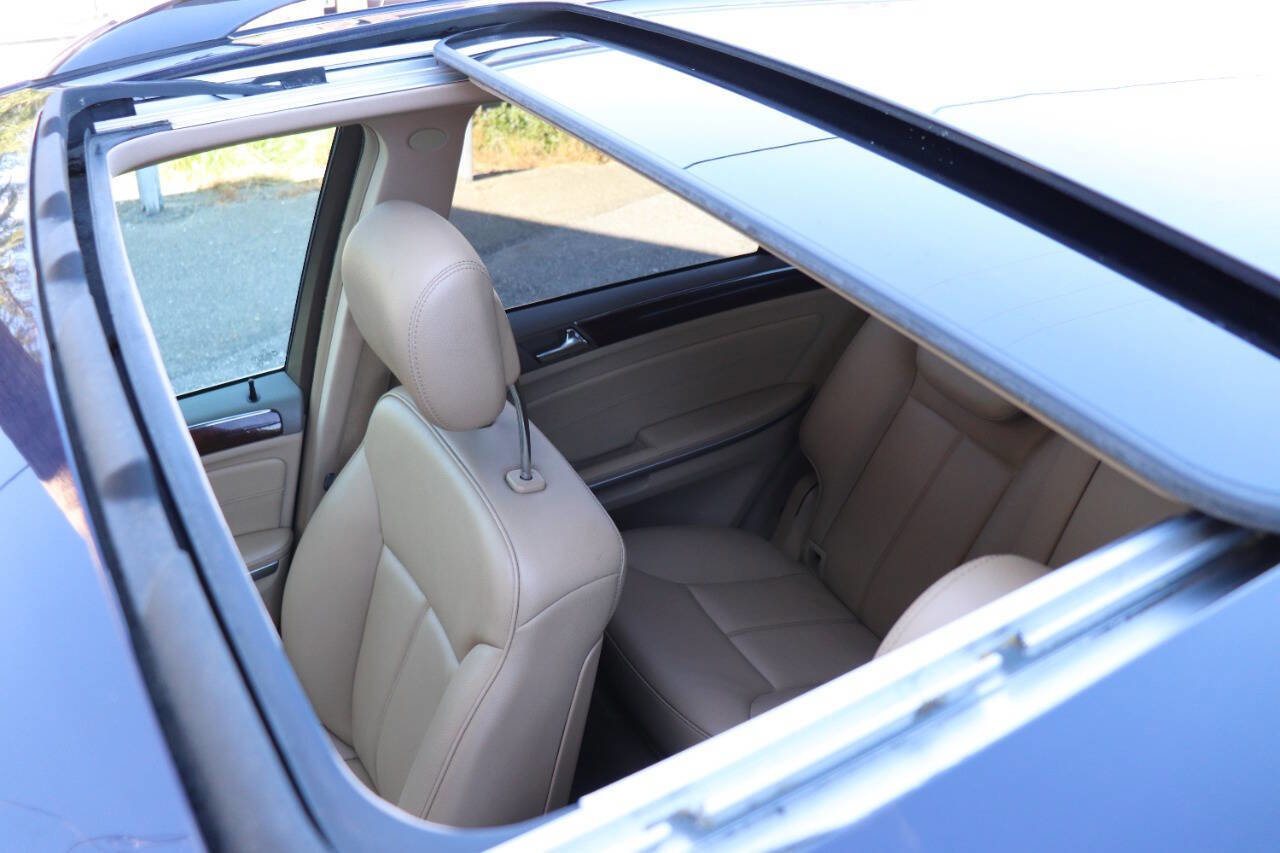 Used 2012 Mercedes-Benz GL 450 4MATIC image 25