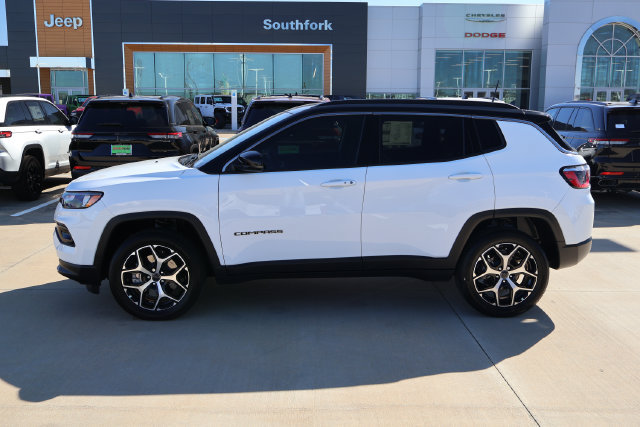 New 2026 Jeep Compass Limited AWD/4WD image 4