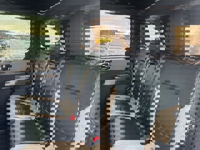 Used 2022 Ford Bronco Wildtrak image 14