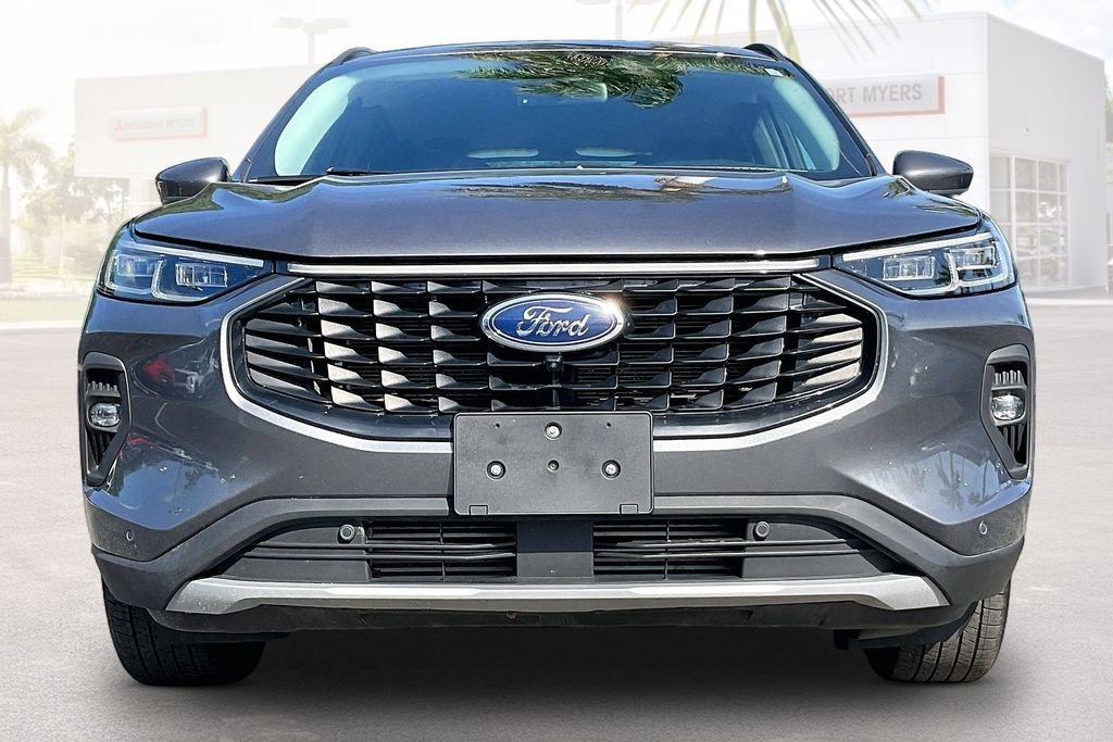 Used 2024 Ford Escape Platinum AWD/4WD image 24