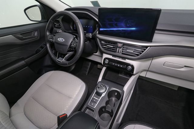 Used 2024 Ford Escape Active w/ Tech Pack #1 AWD/4WD image 18