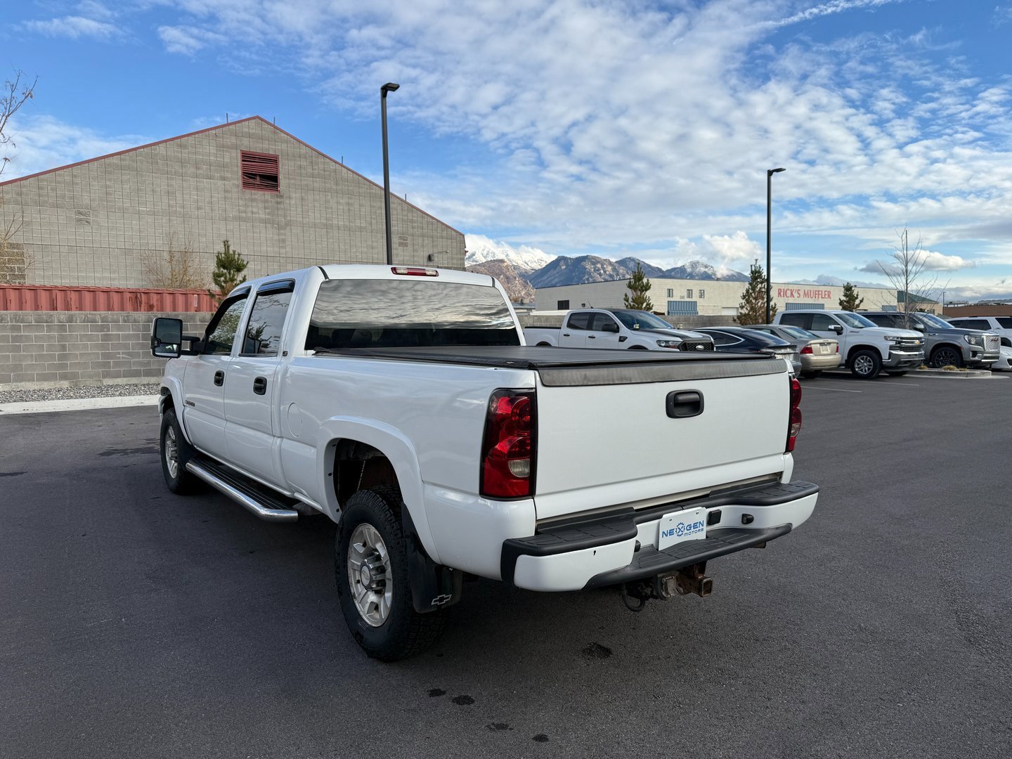 Used 2007 Chevrolet Silverado 2500 LT w/ Heavy-Duty Power Package image 5