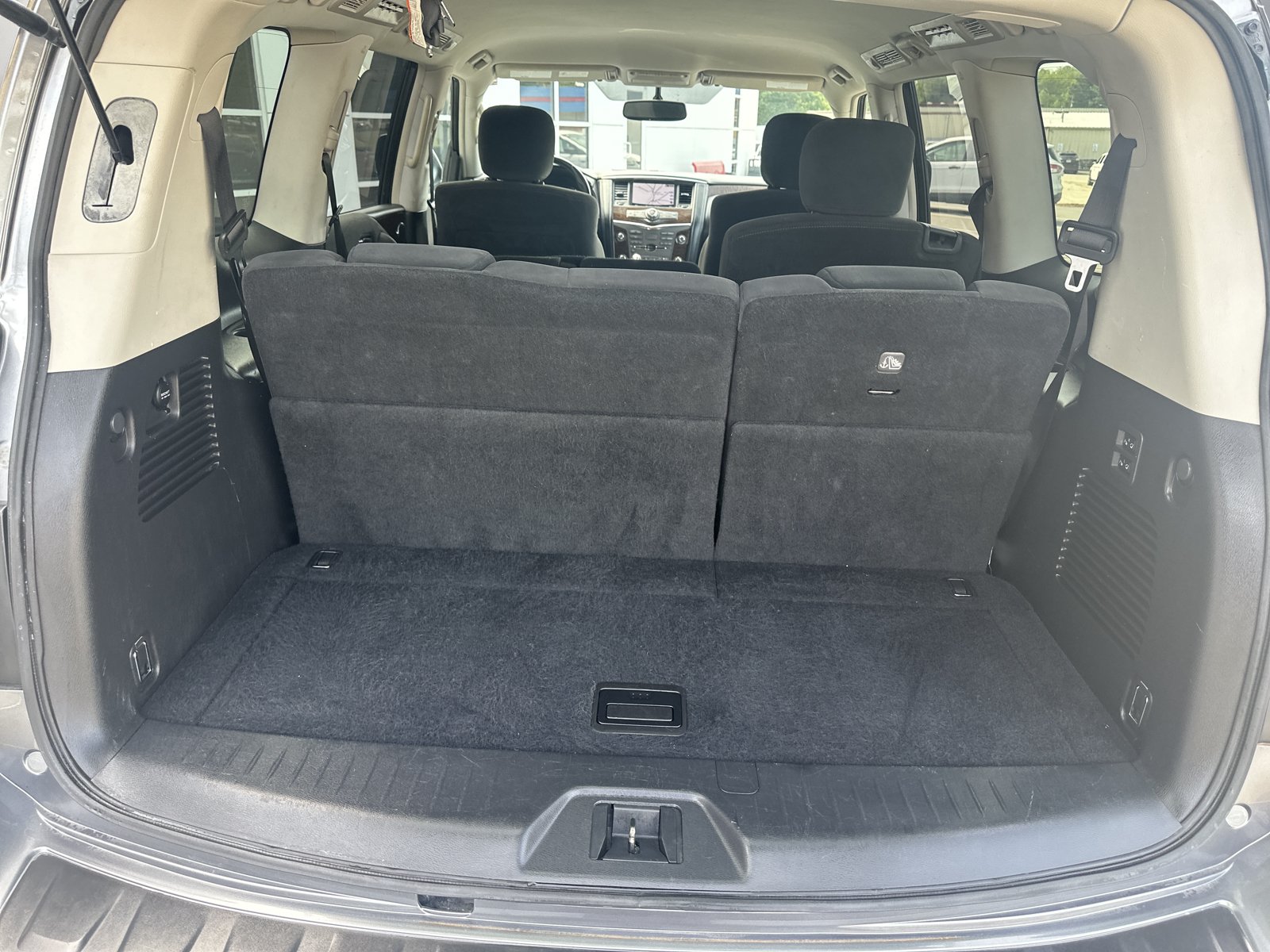 Used 2020 Nissan Armada SV w/ Driver Package RWD image 26