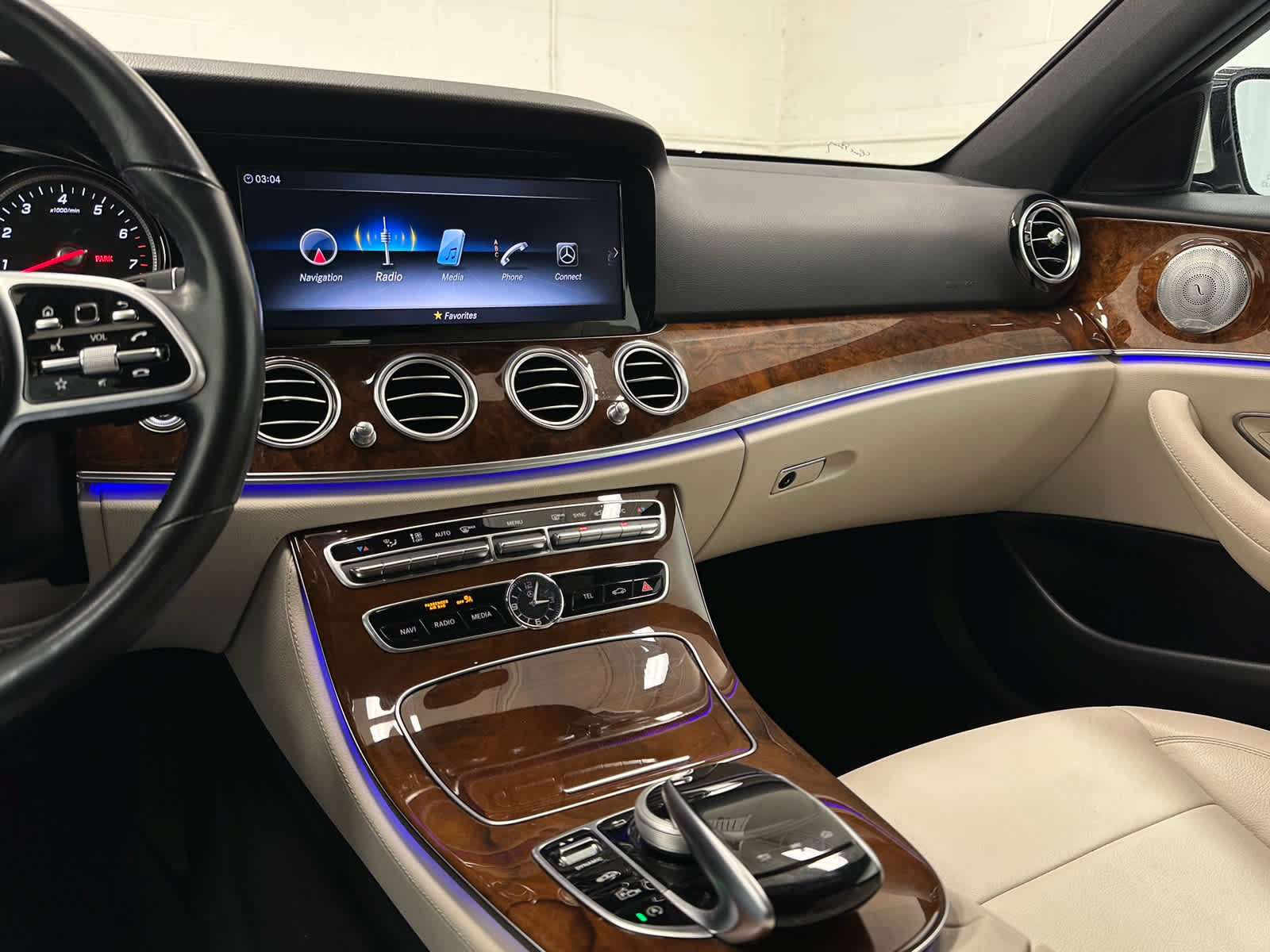 Used 2019 Mercedes-Benz E 450 4MATIC Wagon image 28