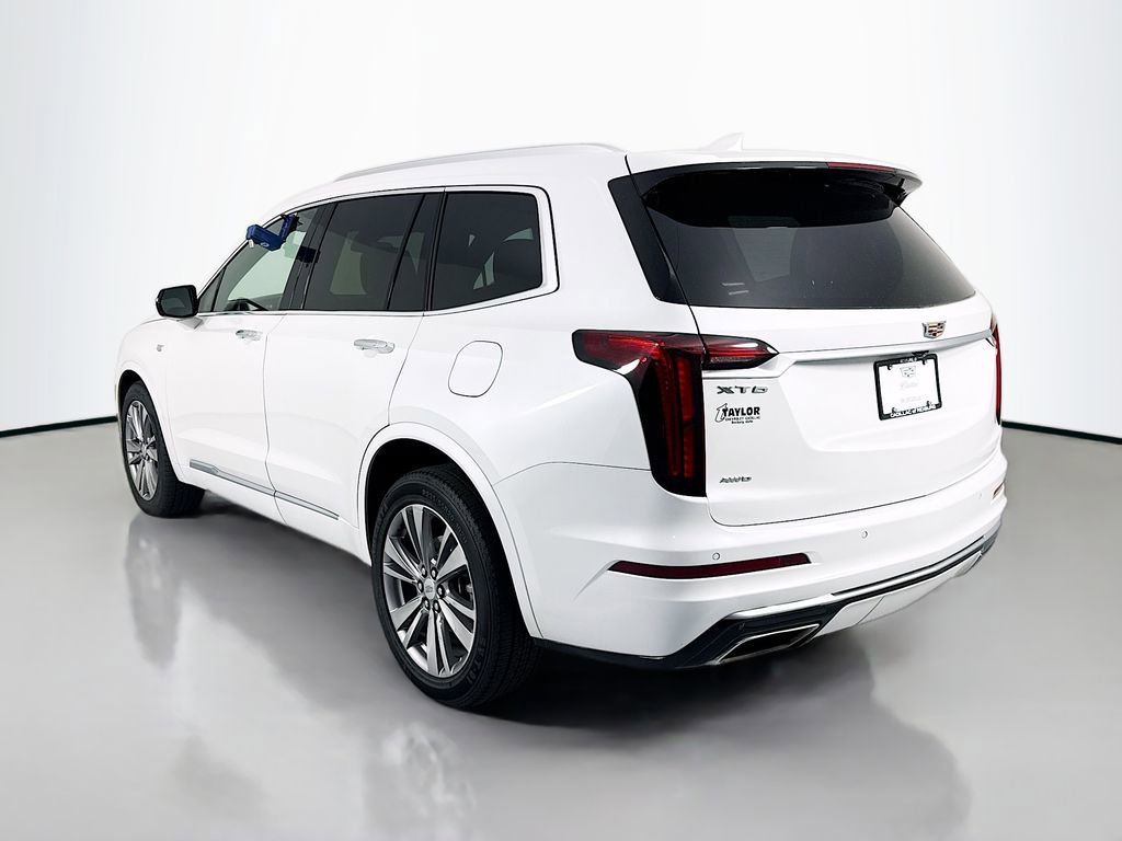 Used 2023 Cadillac XT6 Premium Luxury image 5