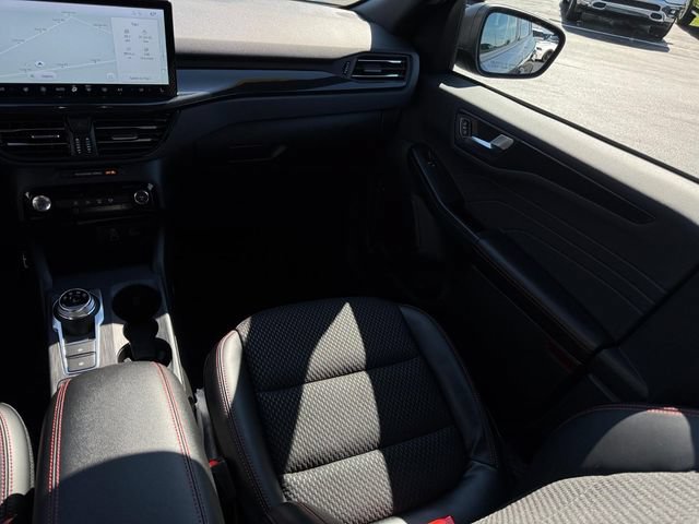 Used 2024 Ford Escape ST-Line w/ Tech Pack #1 AWD/4WD image 13