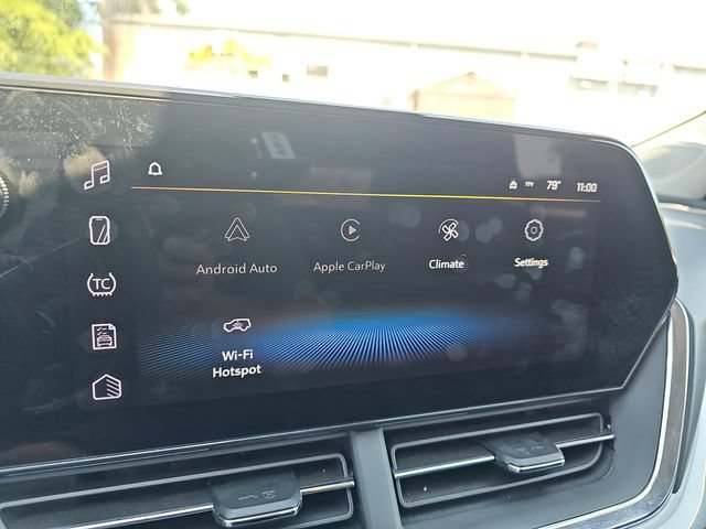 Used 2025 Chevrolet Trax LT w/ LT Convenience Package FWD image 48