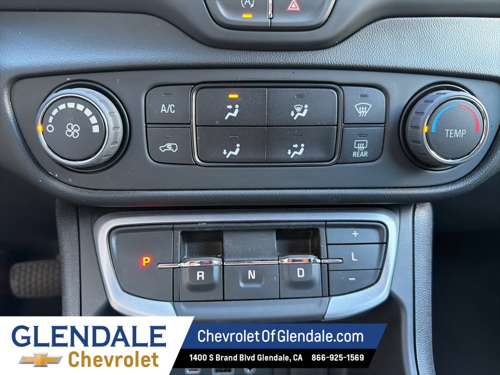 Used 2024 GMC Terrain SLE image 12