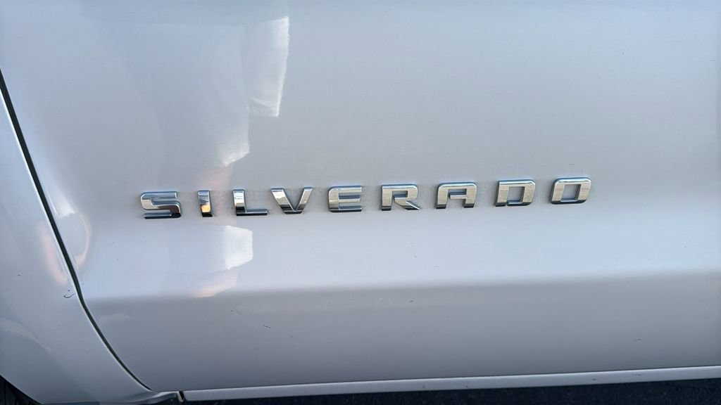 Used 2018 Chevrolet Silverado 1500 Custom w/ Custom Value Package AWD/4WD image 7
