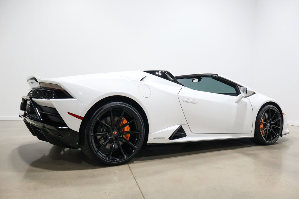 Used 2024 Lamborghini Huracan EVO image 73