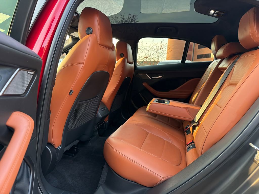 Used 2024 Jaguar I-PACE R-Dynamic HSE image 19